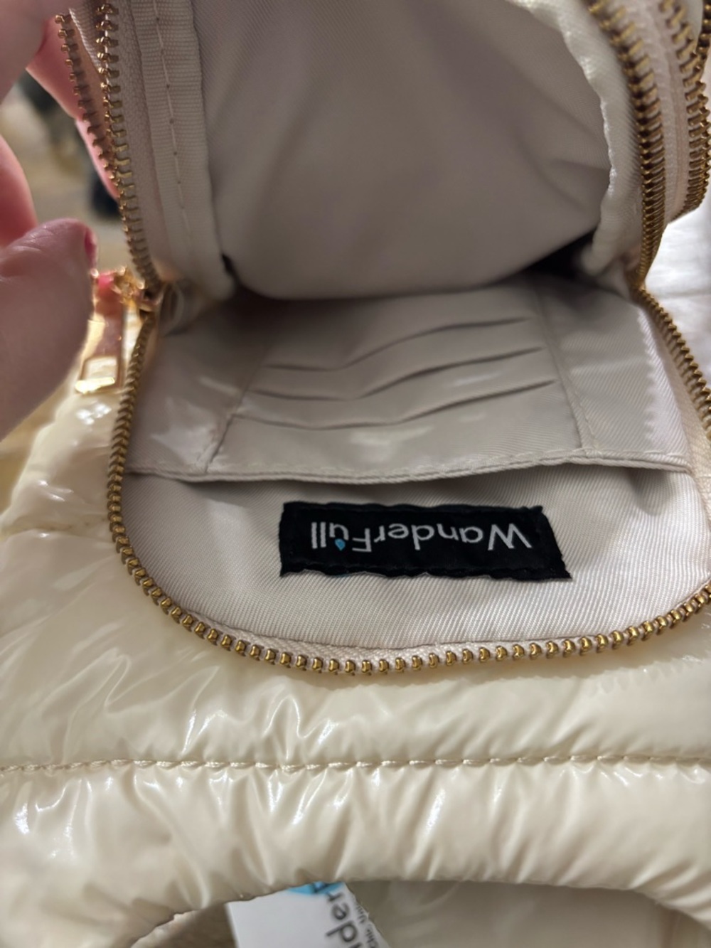 Wonderfull Handle Hydrobag - Picture 8 of 10